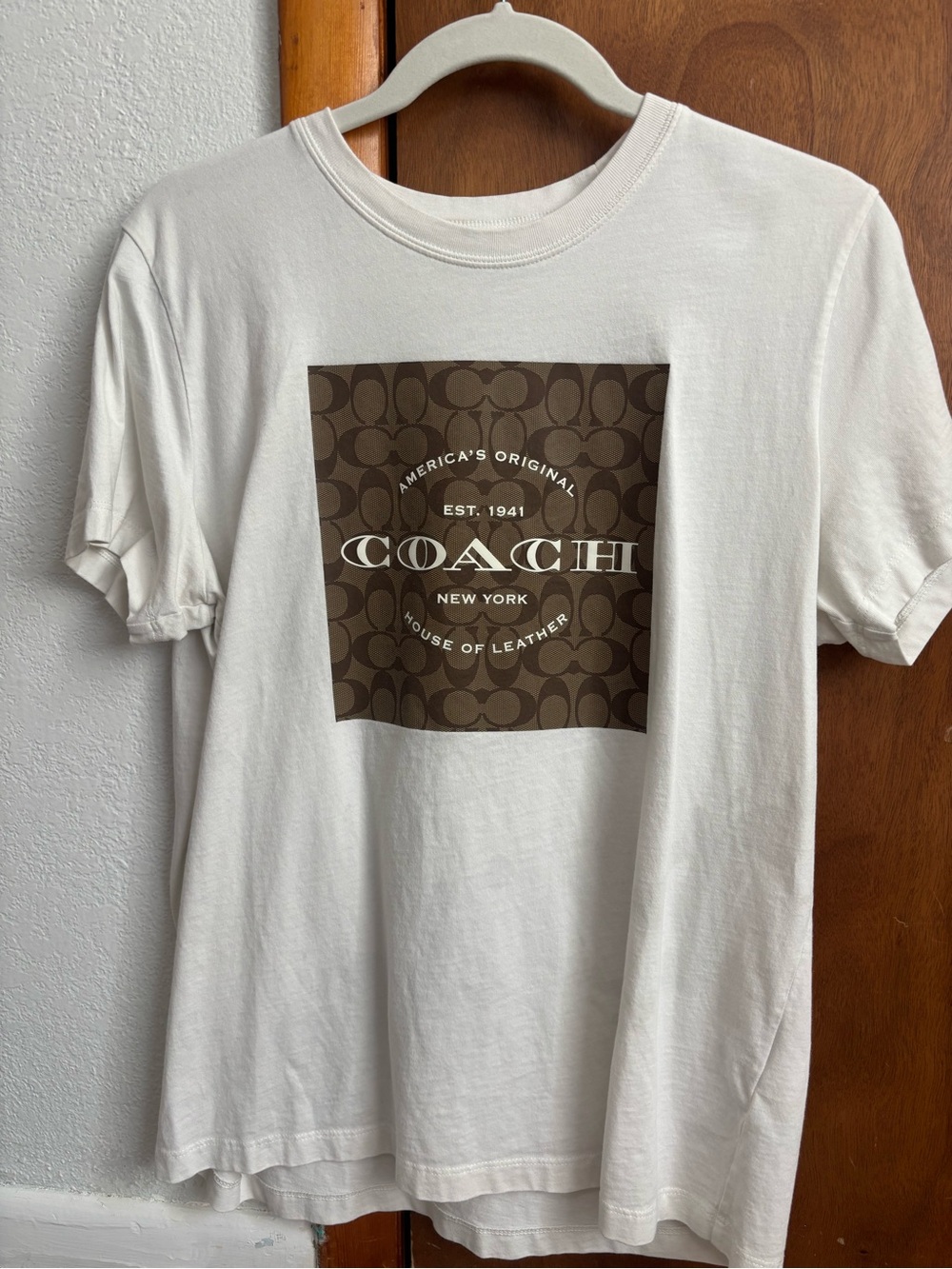 Large Coach Short sleeve T-shirt